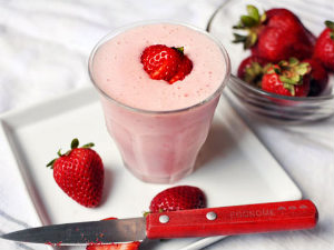 Vday Special Happy Strawebbery Milk Shak