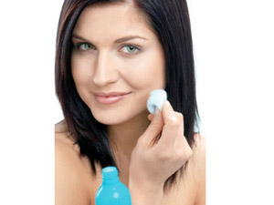 How to remove Makeup....?