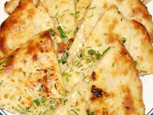 Stuffed Potato Kulcha 