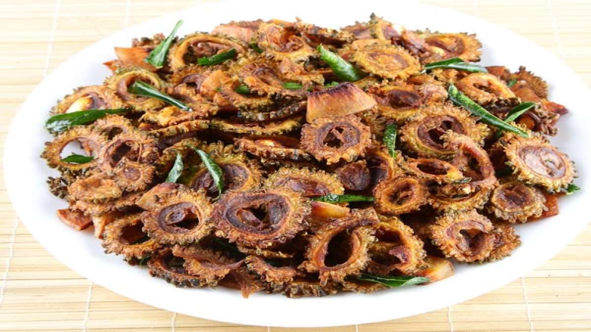 క్రిస్పీ కాకరకాయ ఫ్రై విత్ కోకనట్ Crispy Karela Fry Recipe With Coconut Telugu BoldSky