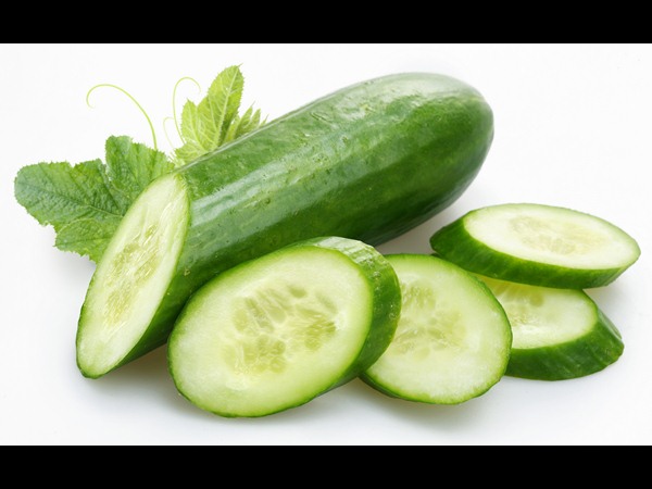 4. దోసకాయలను తినండి :