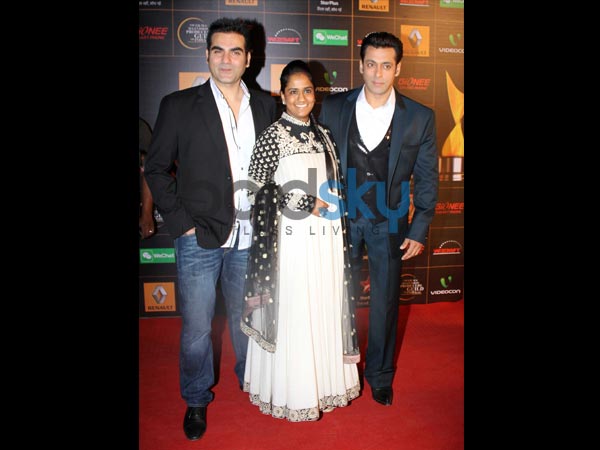 సల్మాన్ ఖాన్ మరియు అర్బాజ్ ఖాన్ :