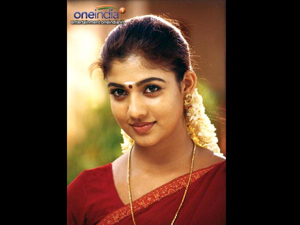 నయనతార గ్లామర్ సీక్రెట్: హాట్ అండ్ సెక్సీ లుక్ :