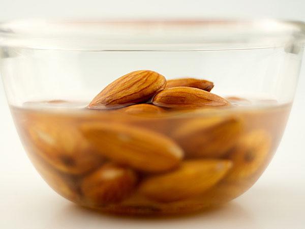 సన్ టాన్ నివారించడానికి ఇంటి చిట్కాలు