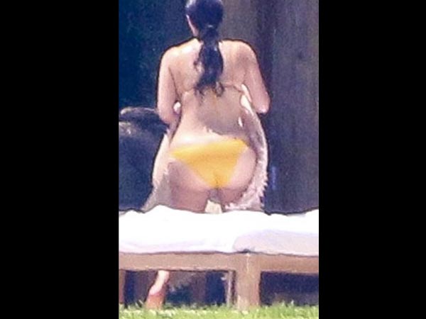 కిమ్ కర్ధాషియన్ : 