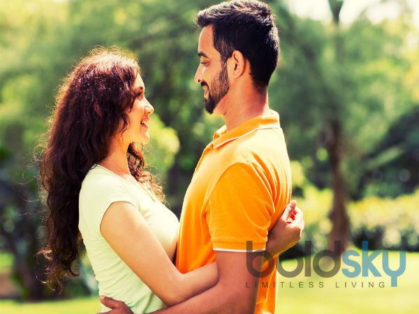 కౌగిలించుకోవడం వల్ల ఆరోగ్య ప్రయోజనాలు: