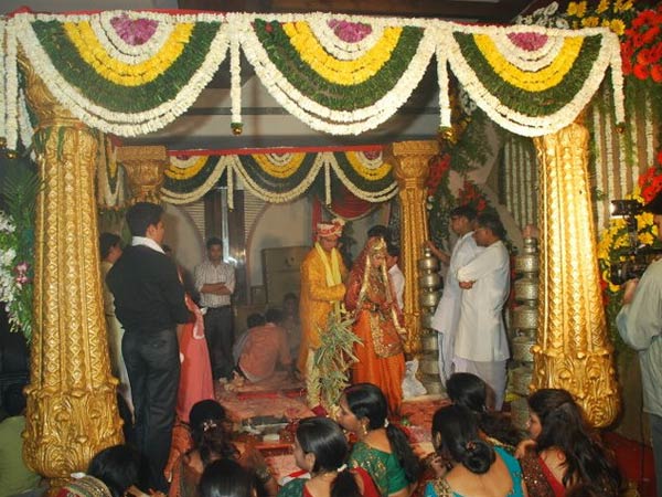 ఏడు అడుగుల పరమార్థం