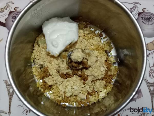 కావల్సని పదార్థాలు :
