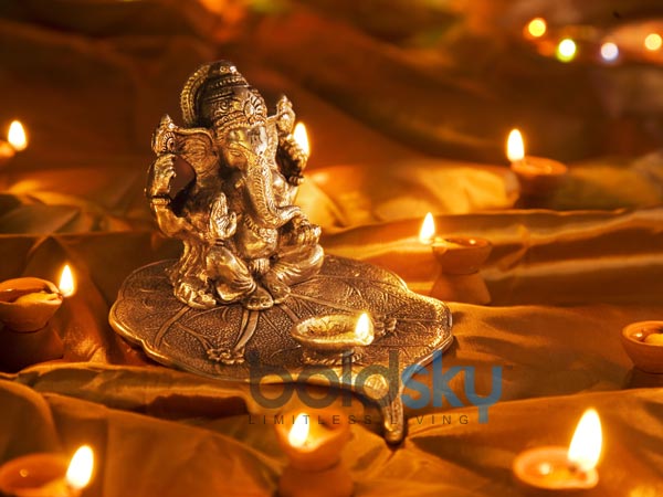 విగ్రహాలు:
