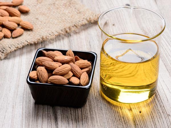 గుమ్మడికాయ + బాదం ఆయిల్