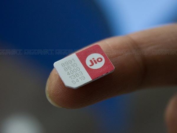 సిమ్ మార్చాడు