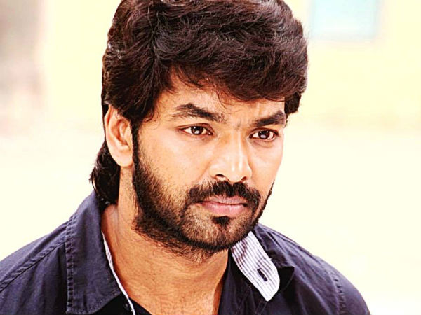 మరుసటి రోజు ఉదయం ఫోన్