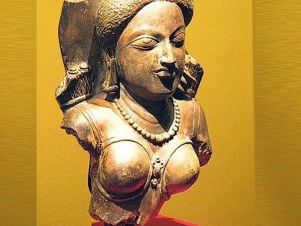 దేవతలంతా ఇంద్రుడికి అండగా