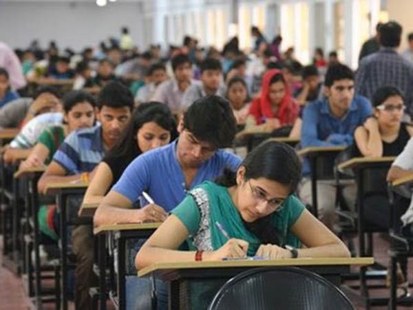 ఆమె దగ్గరగా లేని ప్రతి రోజూ నాకు నరకమే