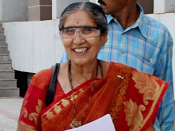 పాస్ పోర్ట్ లో