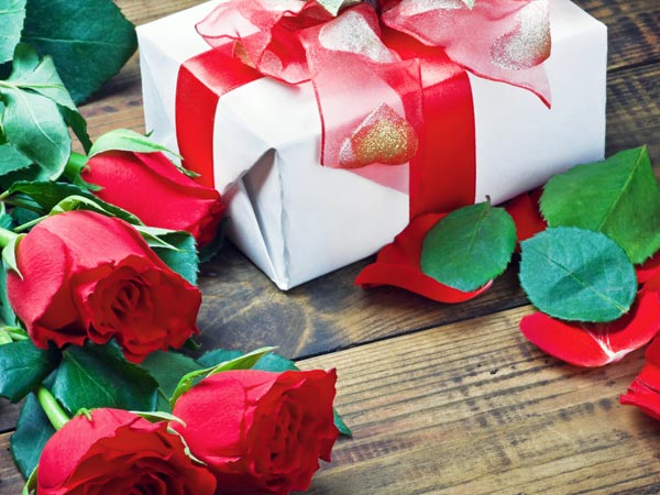 గులాబీ పూల బొకే :