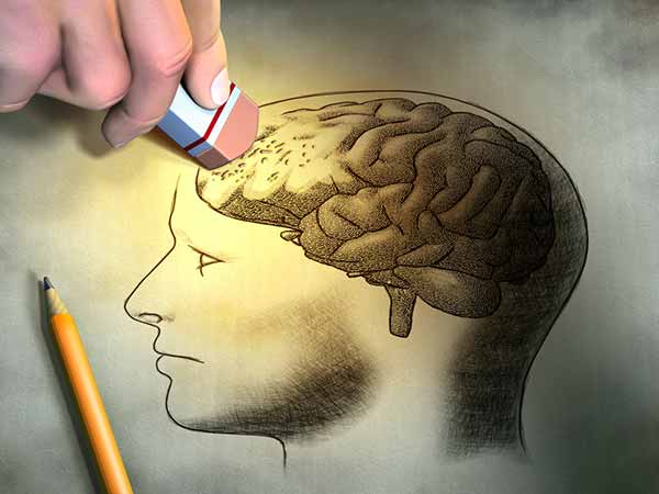 6. మెమరీ లాస్ ని అరికడుతుంది