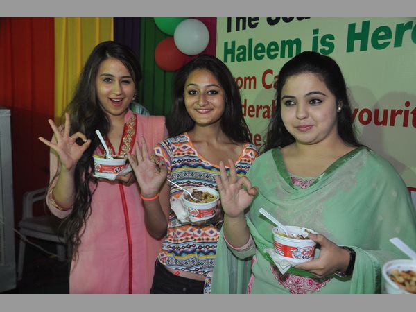 మదీనా హోటలు ఫస్ట్