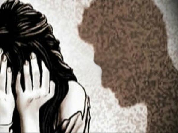 పరాయి పురుషుడికి అద్దెకు