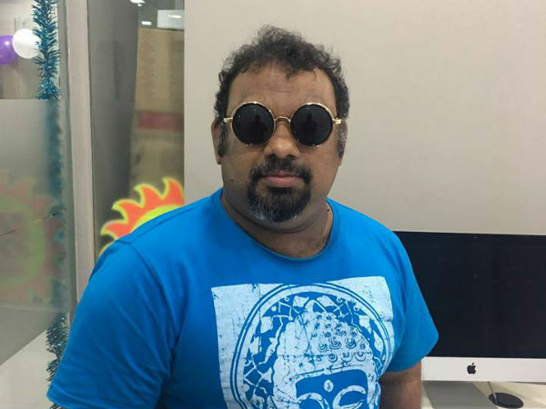 రాజ్యాంగ దీపికలో శ్రీరామచంద్రుడి చిత్రపటం