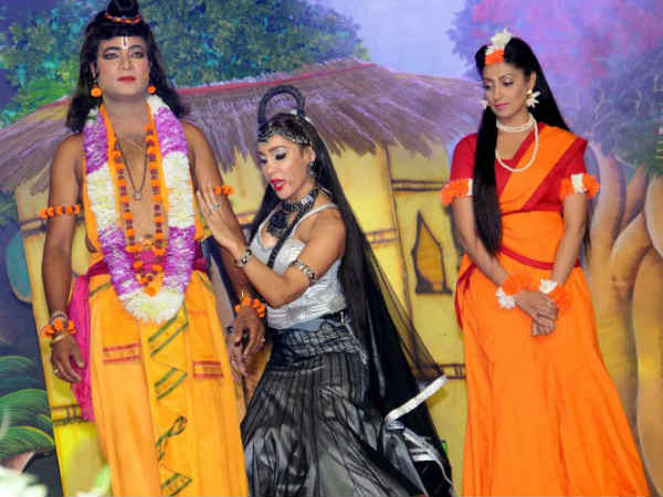 కనిపించినవారితో కామం తీర్చుకోవడం
