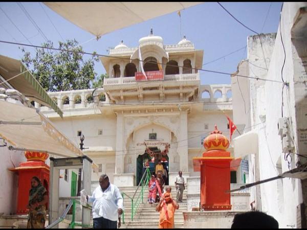 బ్రహ్మ ఆలయం