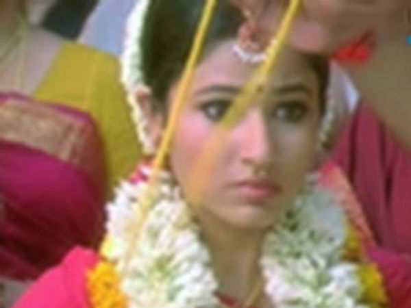 కాపురం పాడవ్వకూడదనే