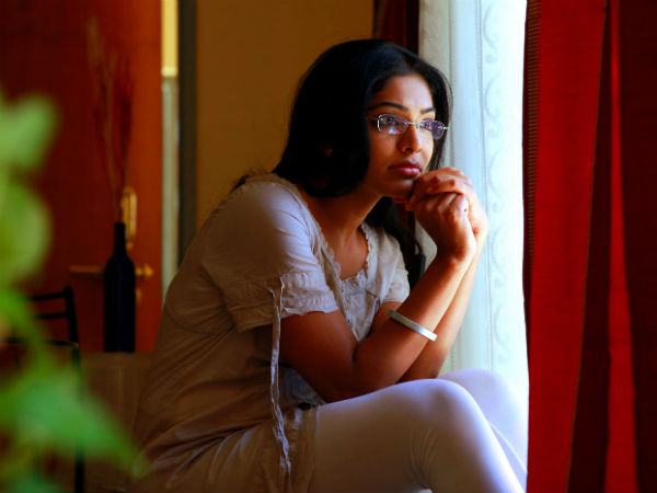 శీలం మానం పోగొట్టుకునే