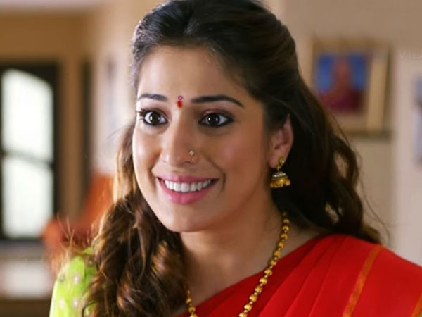 ముట్టుకుంటే కందిపోయేలా ఉంది