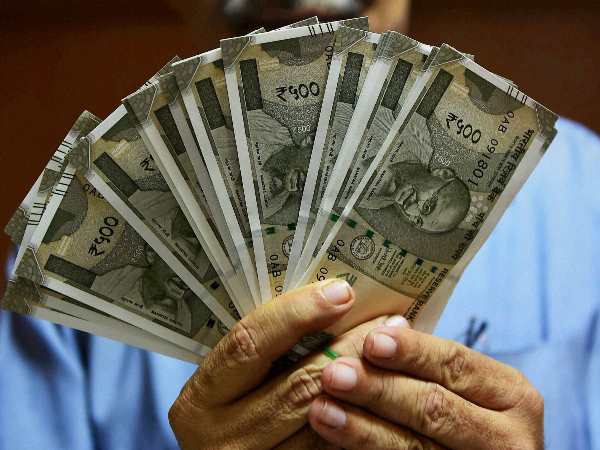 కొన్ని లక్ష్యాలు ఏర్పరుచుకోండి