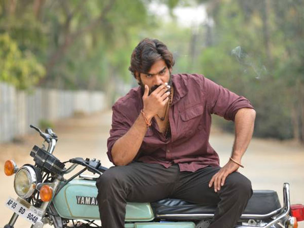 అతని బైక్ పైనే
