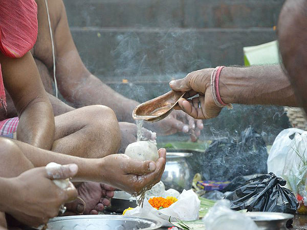మీ జాతక చక్రంలో..
