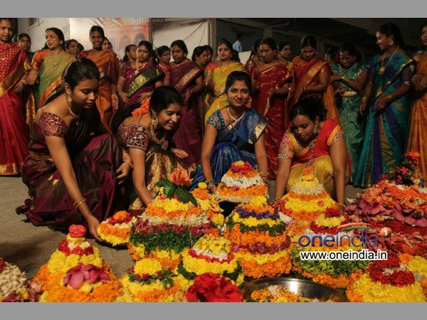 7) బతకమ్మ పూలు - వాటి వల్ల ప్రయోజనాలు..