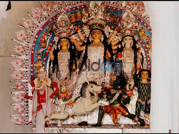 ఉత్తర భారతంలో వీడ్కోలు ఇలా..
