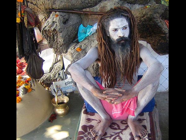 సాధువుల హెయిర్ స్టైల్ సాధ్యం కాదు