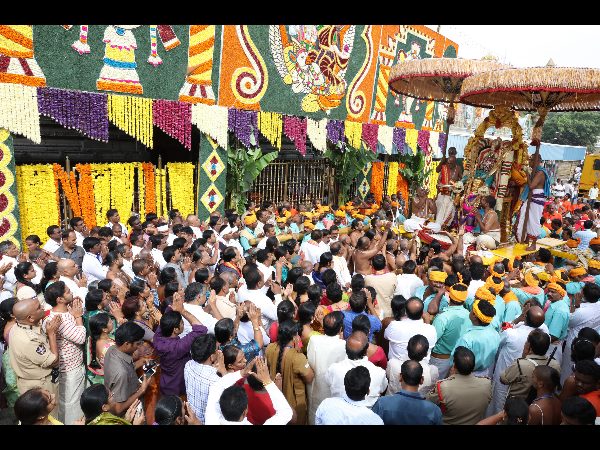 1) శ్రీవారికి ఎన్నో పేర్లు..