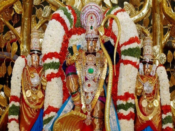4) సమస్త భూమండలానికి అధిపతి..