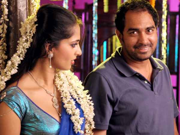 5) స్నానం చేసొస్తా.. స్నాక్స్ తీసుకోండి...