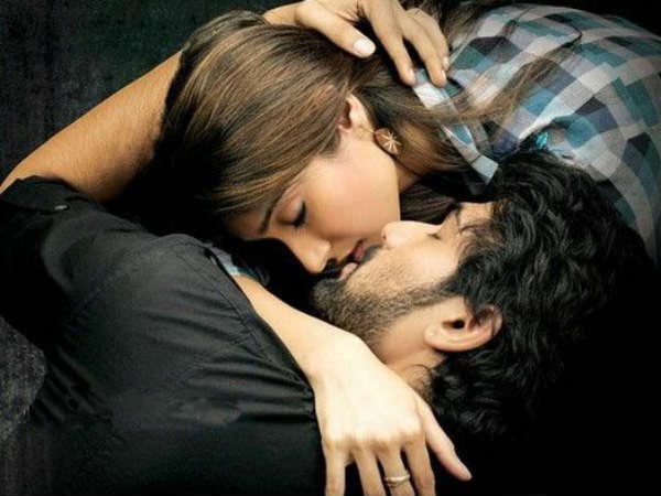 పెదాలపై ముద్దు..