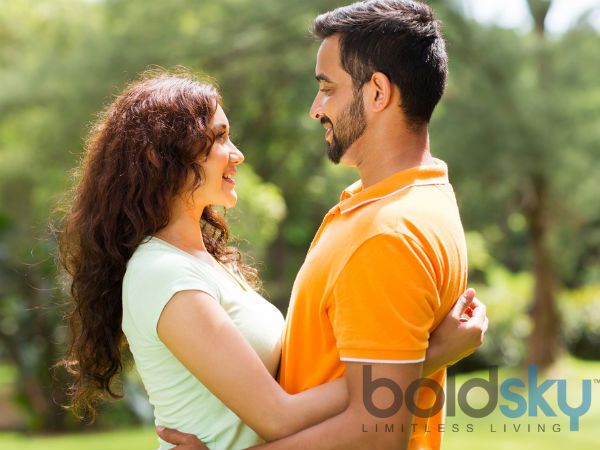 మరోసారి సరసాలాడటంలో..