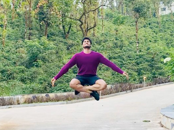 ఎట్టకేలకు జవాబిచ్చాడు..