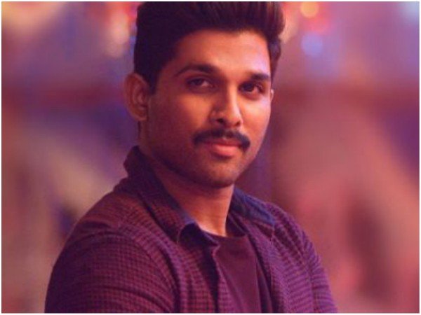 బాల నటుడిగానూ..