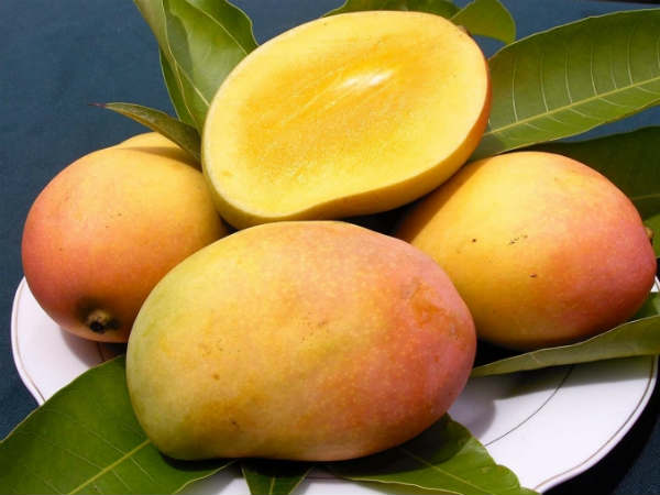 మామిడికాయలు