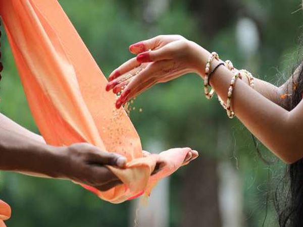 ప్రపంచంలో దాతృత్వం కంటే గొప్పది మరొకటి లేదు