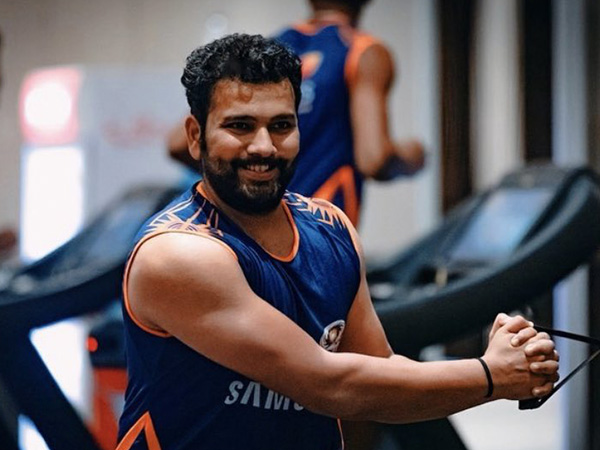 ఫిట్ నెస్ సెంటర్లో..