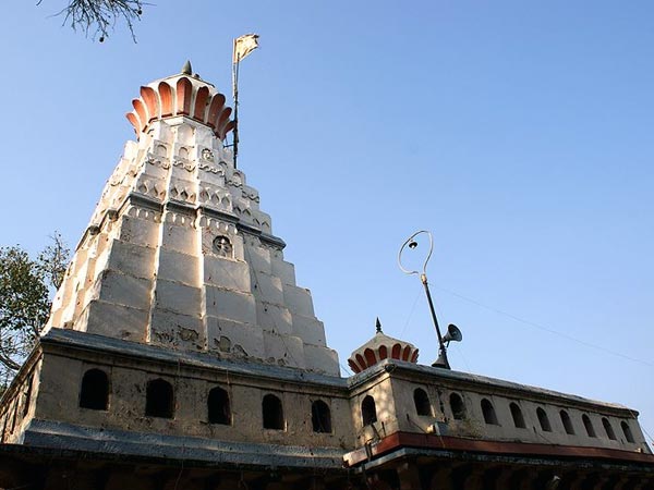 అప్పుడే లోపలికి ప్రవేశించాలి..