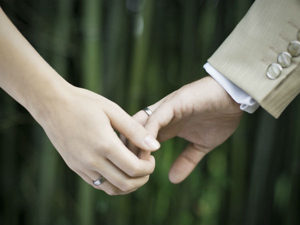 మొదటి వివాహంలో గొడవలు..