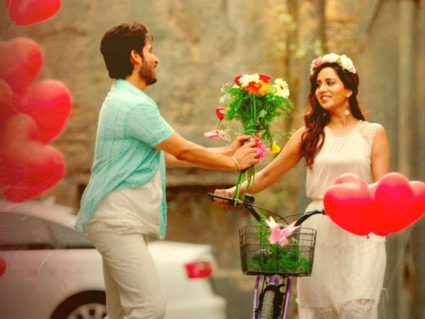 ప్రేమ గురించి చెప్పేశా...