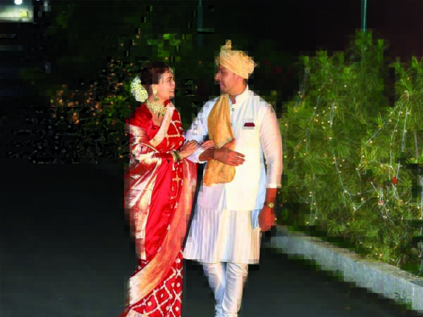 పెళ్లిలో..