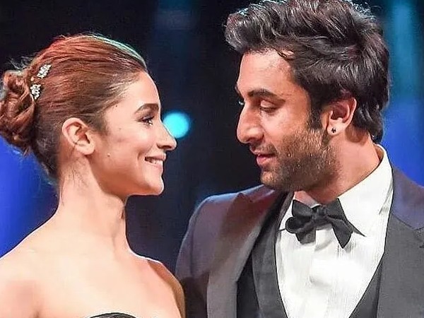 స్టైలీష్ కపుల్..